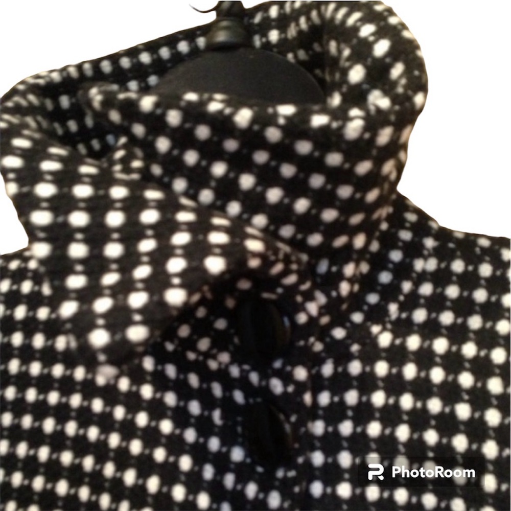 Winter jacket - Picture 2 of 7